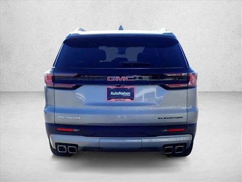 Used 2025 GMC Acadia Elevation image 3