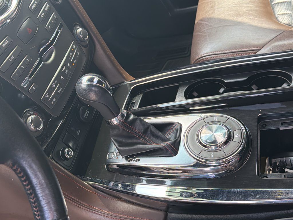 Used 2020 Nissan Armada Platinum w/ Platinum Reserve Package RWD image 19