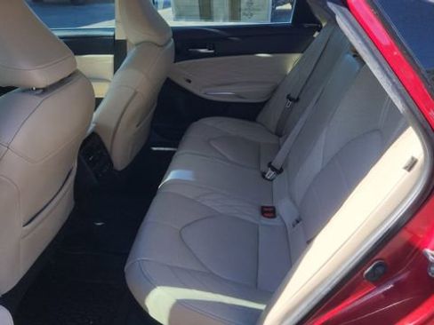 Used 2020 Toyota Avalon Limited w/ Advanced Safety Package image 26