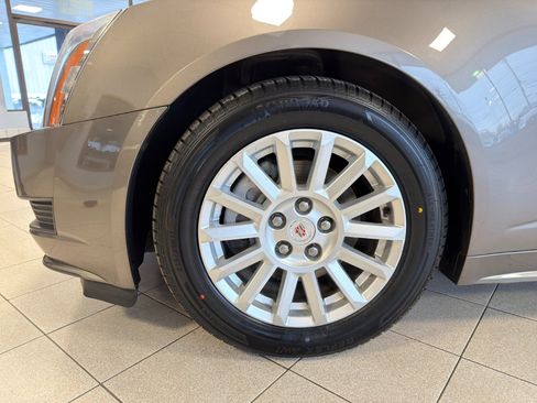 Used 2012 Cadillac CTS Luxury image 10