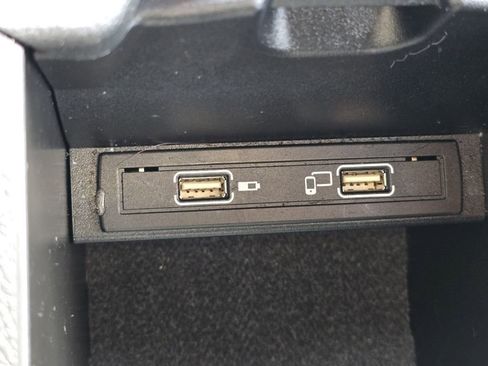 Used 2019 Mercedes-Benz CLA 250 CLA 250 w/ Premium Package image 10