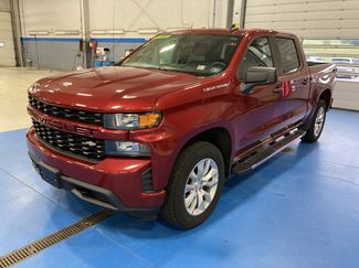 Used 2019 Chevrolet Silverado 1500 Custom w/ Custom Value Package AWD/4WD video 3