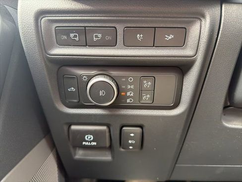 Used 2022 Ford F150 Lariat w/ Equipment Group 502A High image 27