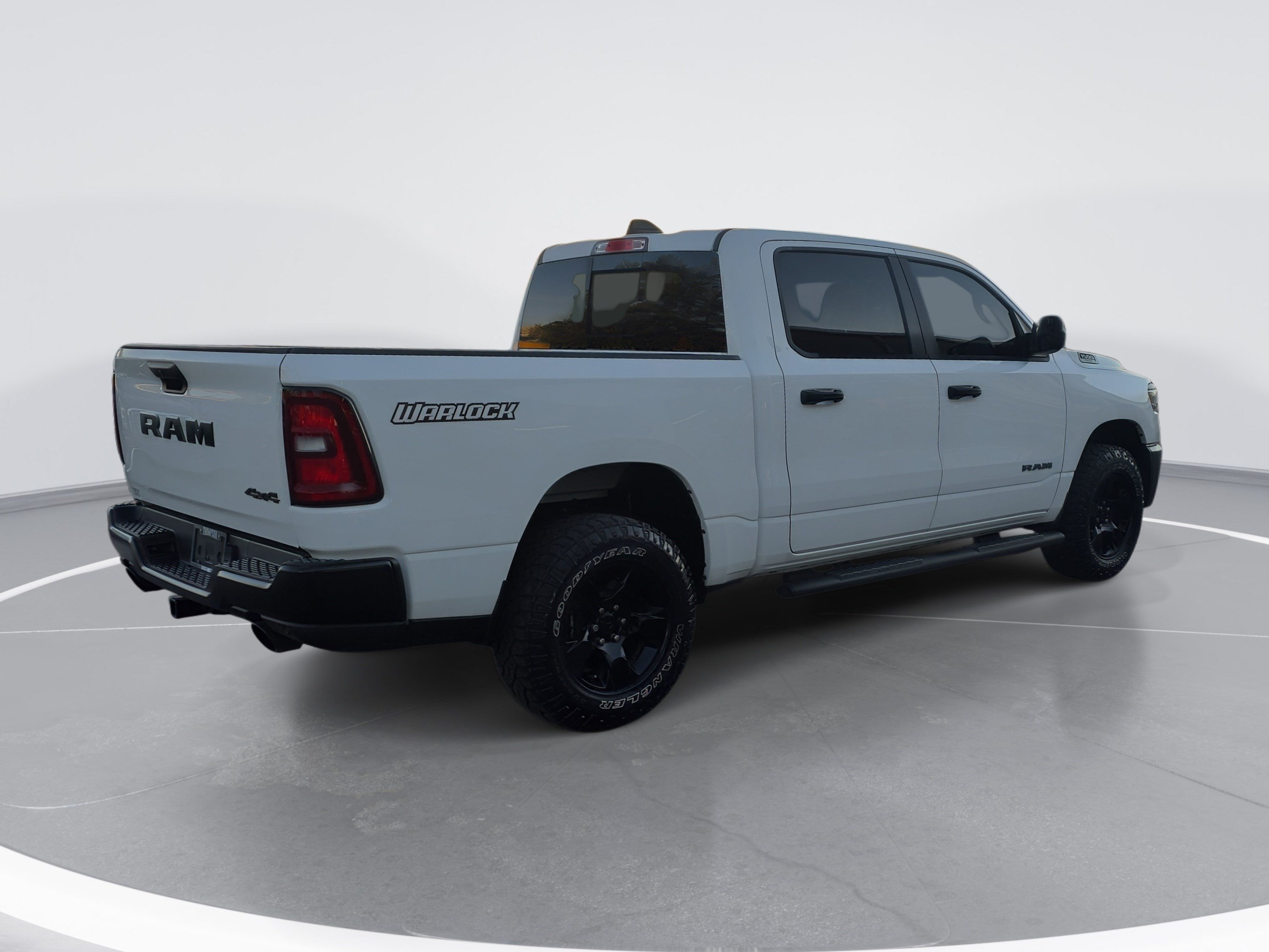 Used 2025 RAM 1500 Warlock AWD/4WD image 3