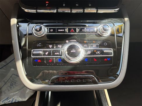 Used 2020 Lincoln Corsair Reserve w/ Equipment Group 201A image 36