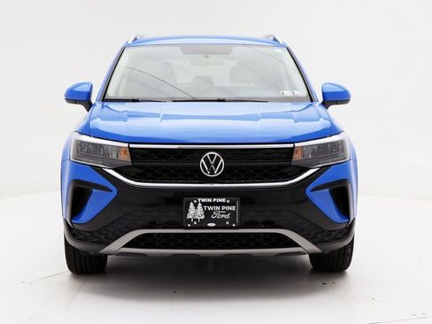 Used 2022 Volkswagen Taos SE image 6