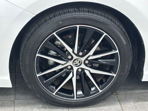 Used 2024 Toyota Camry SE FWD image 6