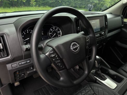 Used 2025 Nissan Frontier S w/ S Utility Package AWD/4WD image 10