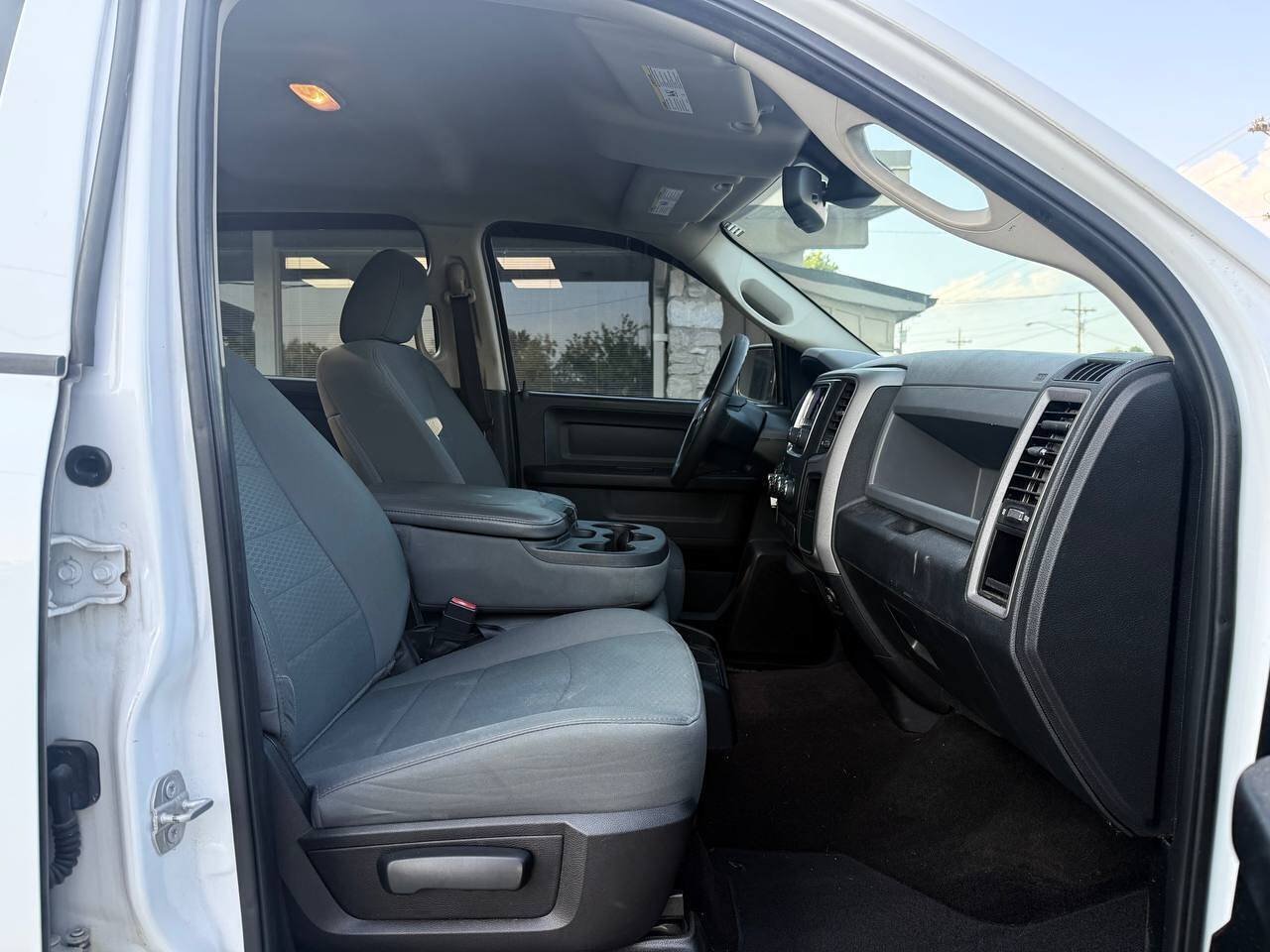 Used 2016 RAM 1500 Express w/ Popular Equipment Group AWD/4WD image 19