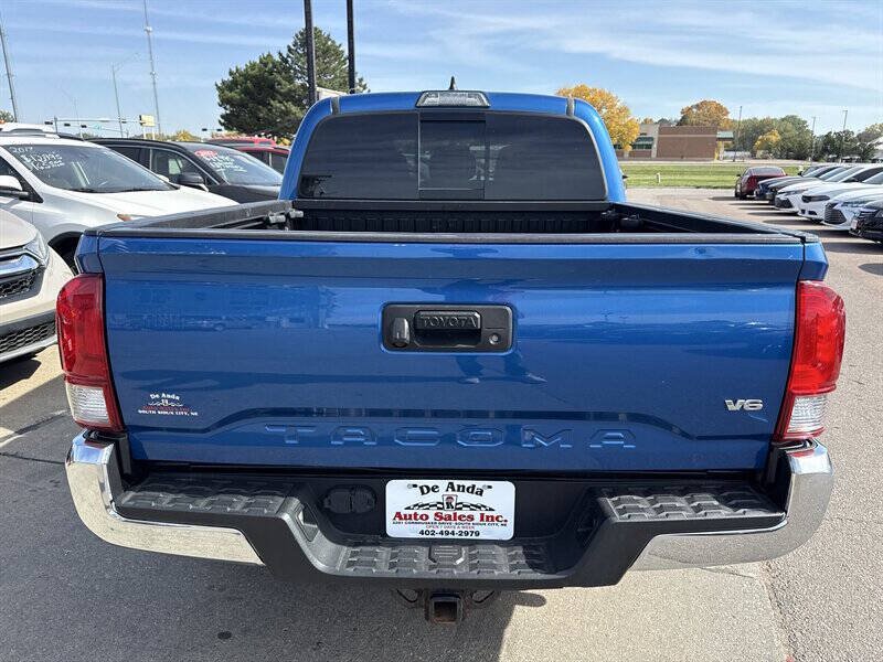 Used 2017 Toyota Tacoma TRD Off-Road w/ Tow Package AWD/4WD image 7