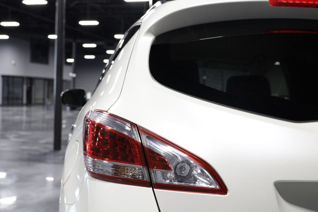 Used 2014 Nissan Murano SV AWD/4WD image 34