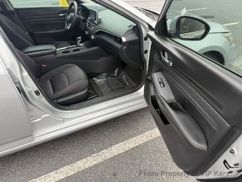 Used 2020 Nissan Altima 2.5 S image 11