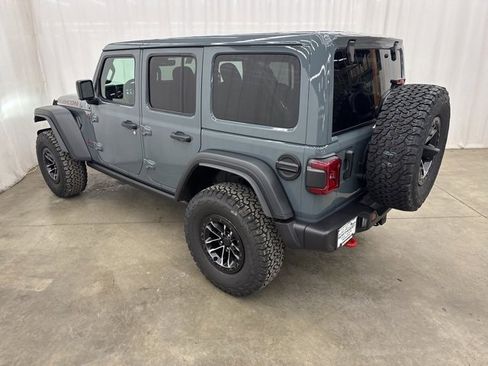 New 2026 Jeep Wrangler Unlimited Rubicon w/ Technology Group image 26