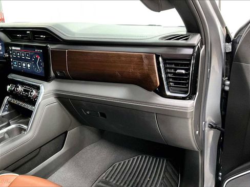 Used 2024 GMC Sierra 1500 Denali Ultimate AWD/4WD image 26
