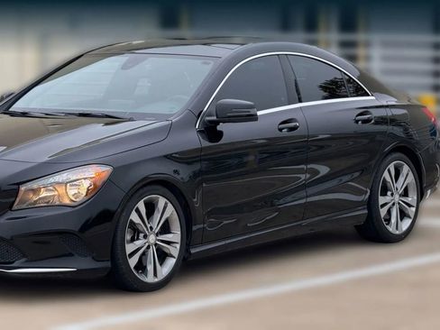 Used 2017 Mercedes-Benz CLA 250 image 4