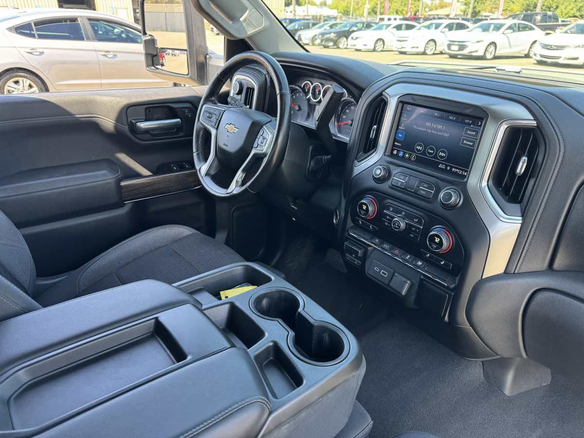 Used 2020 Chevrolet Silverado 1500 LT w/ All-Star Edition AWD/4WD image 15