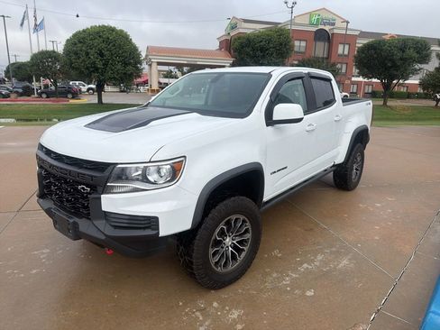 Used 2022 Chevrolet Colorado ZR2 AWD/4WD image 7
