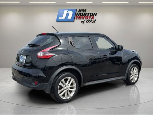 Used 2016 Nissan Juke S FWD image 5