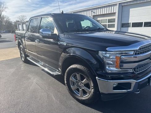 Used 2020 Ford F150 Lariat image 2