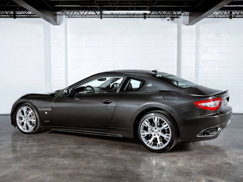 Used 2013 Maserati GranTurismo Sport RWD image 2