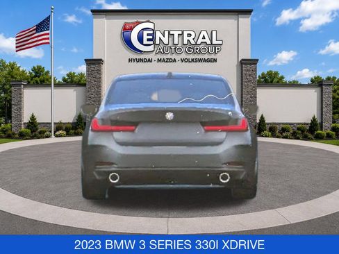 Used 2023 BMW 330i xDrive Sedan w/ Convenience Package AWD/4WD image 8