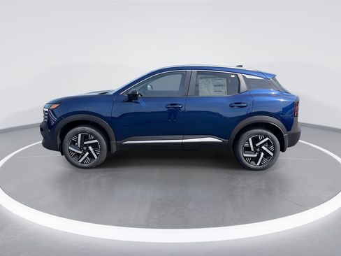New 2026 Nissan Kicks SV FWD image 5
