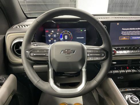 New 2026 Chevrolet Colorado ZR2 image 18