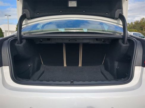 Used 2021 BMW 330i xDrive Sedan w/ Convenience Package image 14