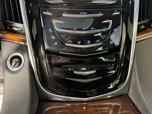 Used 2018 Cadillac Escalade Luxury w/ LPO, Radiant Package image 22