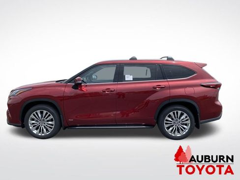 New 2026 Toyota Highlander Platinum AWD/4WD image 5