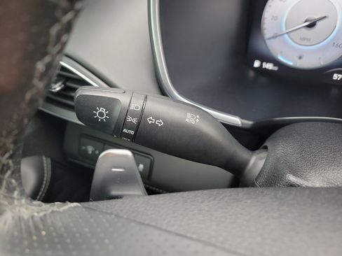 Used 2023 Hyundai Santa Fe Calligraphy image 30