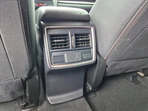 Used 2023 Subaru Forester Premium AWD/4WD image 17
