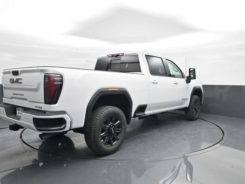 New 2026 GMC Sierra 2500 AT4 w/ AT4 Premium Plus Package image 7
