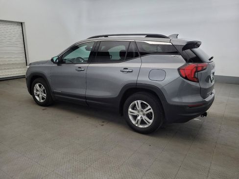 Used 2020 GMC Terrain SLE w/ Driver Convenience Package image 3