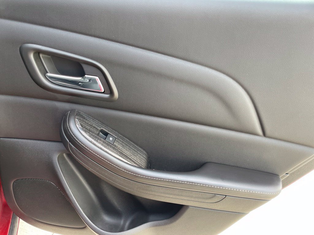 Used 2014 Chevrolet Malibu LT FWD image 24