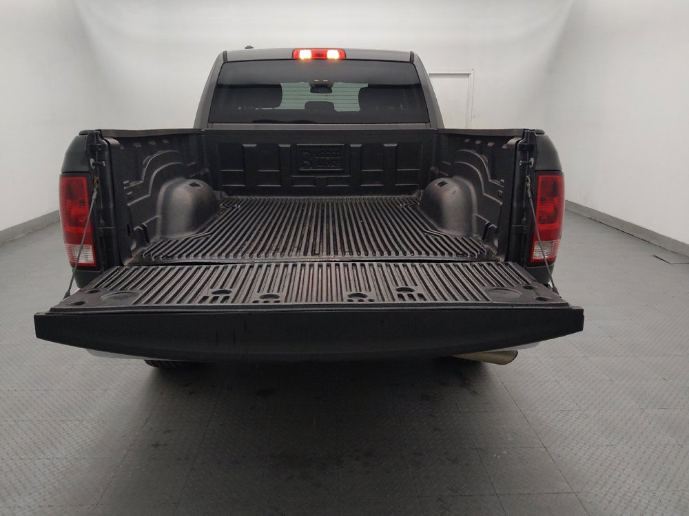 Used 2021 RAM 1500 Classic SLT RWD image 29
