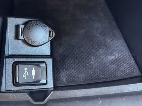 Used 2017 Toyota Camry SE FWD image 26