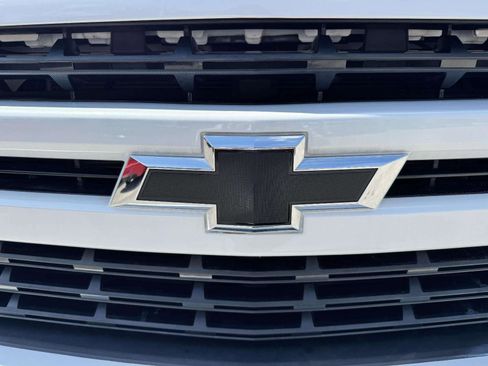 Used 2021 Chevrolet Silverado 1500 LT Trail Boss w/ Bed Protection Package AWD/4WD image 11