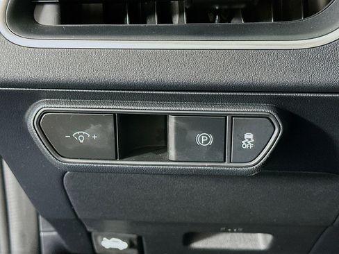 Used 2025 Kia K4 FWD image 17