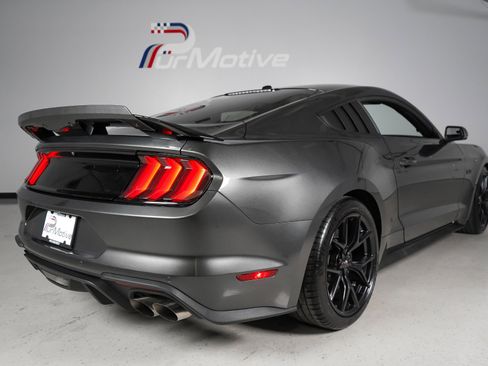 Used 2018 Ford Mustang GT Premium w/ Black Accent Package RWD image 36