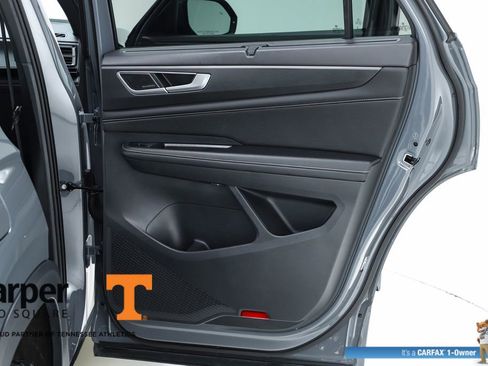 Used 2024 Volkswagen Atlas Cross Sport SEL Premium R-Line image 70