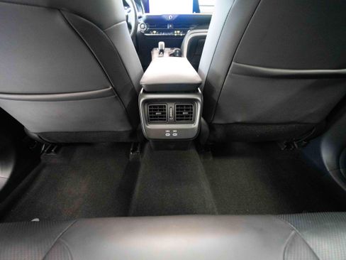 Used 2023 Toyota Crown AWD/4WD image 22