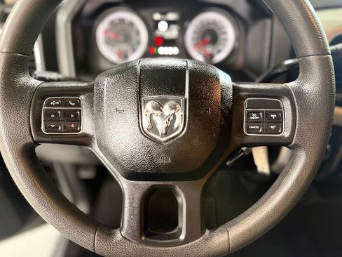 Used 2018 RAM 2500 SLT AWD/4WD image 14