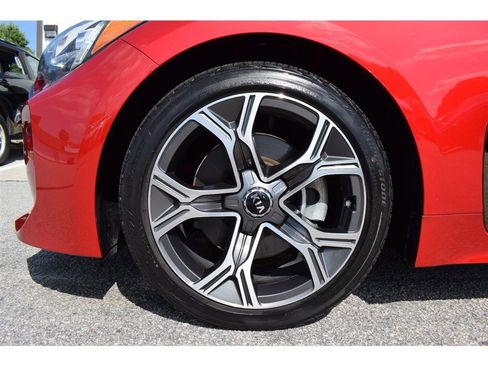 Used 2020 Kia Stinger GT-Line w/ Sun & Sound Package image 9