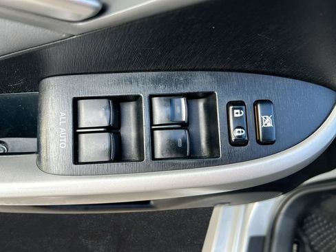 Used 2012 Toyota Prius Four FWD image 13