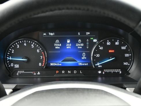 Used 2023 Ford Explorer XLT w/ Equipment Group 202A image 8