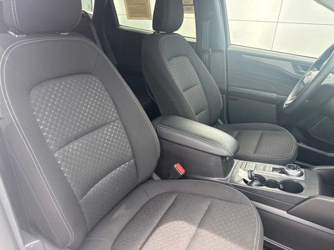 Certified 2025 Ford Escape Active FWD image 31