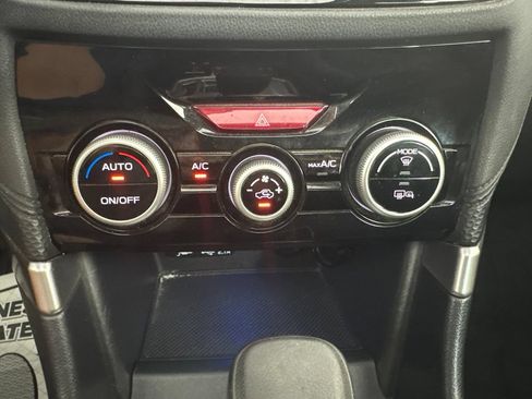 Used 2021 Subaru Forester Premium AWD/4WD image 23