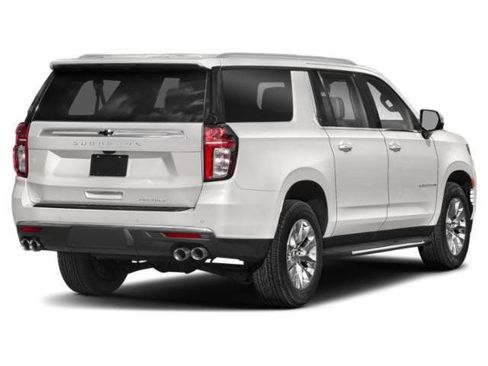 Used 2021 Chevrolet Suburban Premier RWD image 3