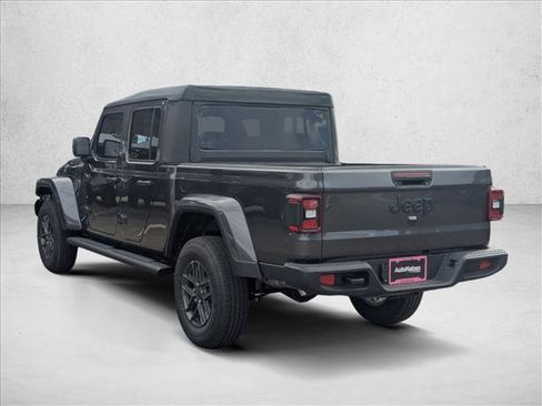 New 2026 Jeep Gladiator Sport AWD/4WD image 9